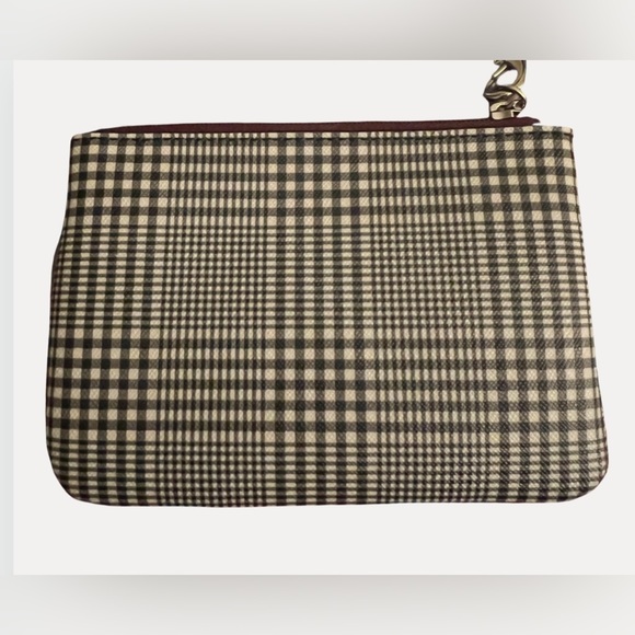 Coach - Picture 2 of 2